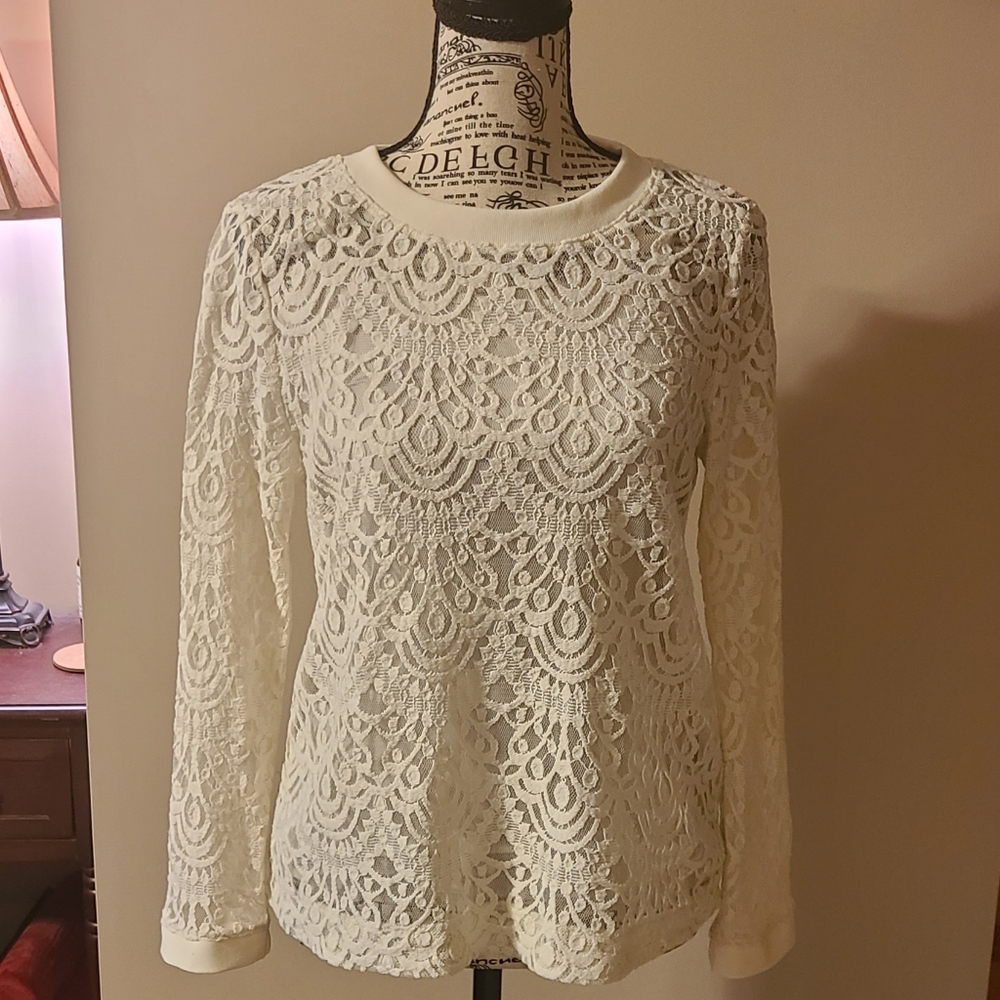 NWOT! Banana Republic Lace Ivory Blouse Size M